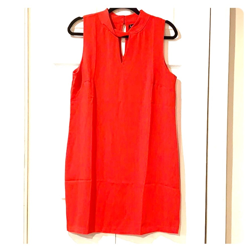 Lady in red !